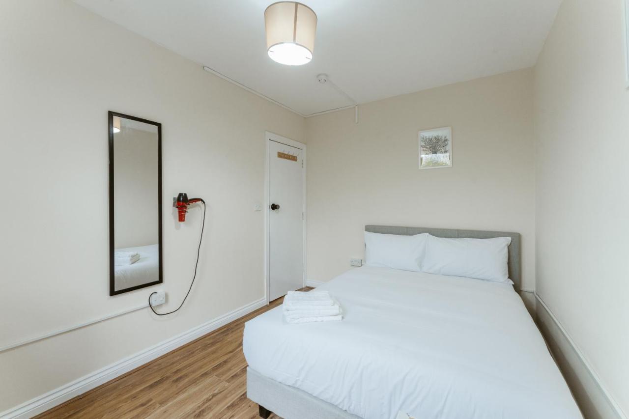 Mile End Rooms 57A London Exterior photo