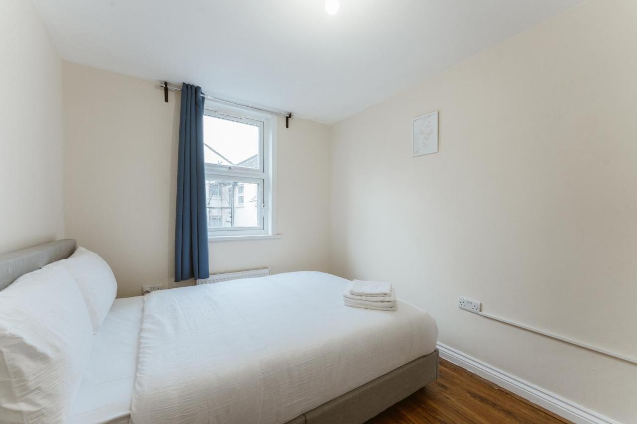 Mile End Rooms 57A London Exterior photo